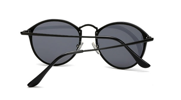 Classic Round Sunglasses - Metal Frame, UV Protection, Timeless Style