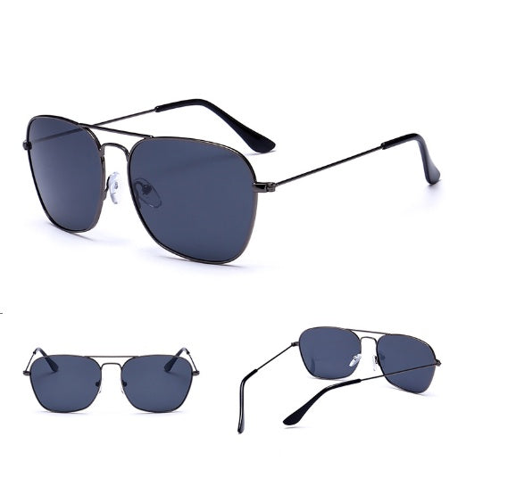 Classic Aviator Sunglasses - Metal Frame, UV Protection, Timeless Style