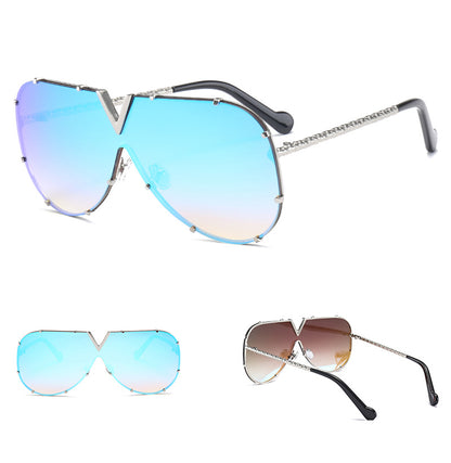 Oversized Aviator Sunglasses | Gradient Lenses | Edgy Metal Frame