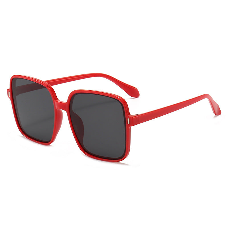 Chic Oversized Square Sunglasses - Trendy Frame, UV Protection, Fashionable