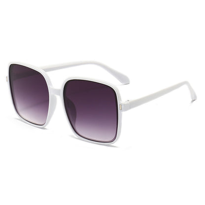 Chic Oversized Square Sunglasses - Trendy Frame, UV Protection, Fashionable