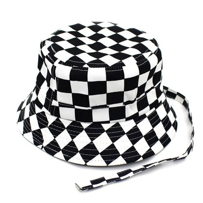 Classic Checkered Bucket Hat: Retro Style, Sun-Ready Shade