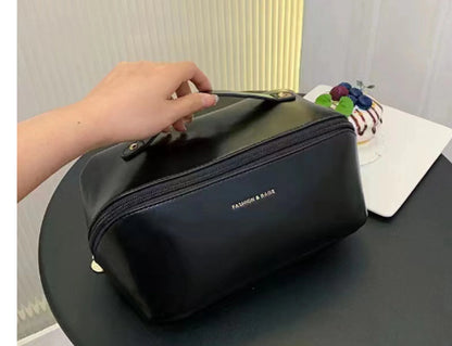 Elegant Travel Makeup Bag, Large Capacity, Waterproof, Portable